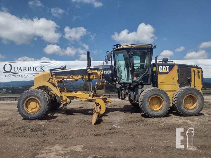 2010-caterpillar-120m-image-1