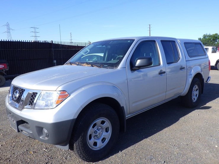 2017-nissan-frontier-image-1