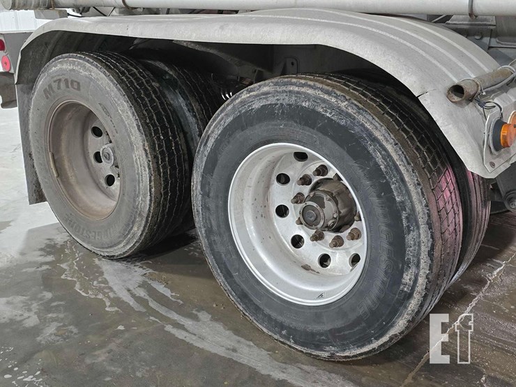 1983-trailmaster-tanker-image-15