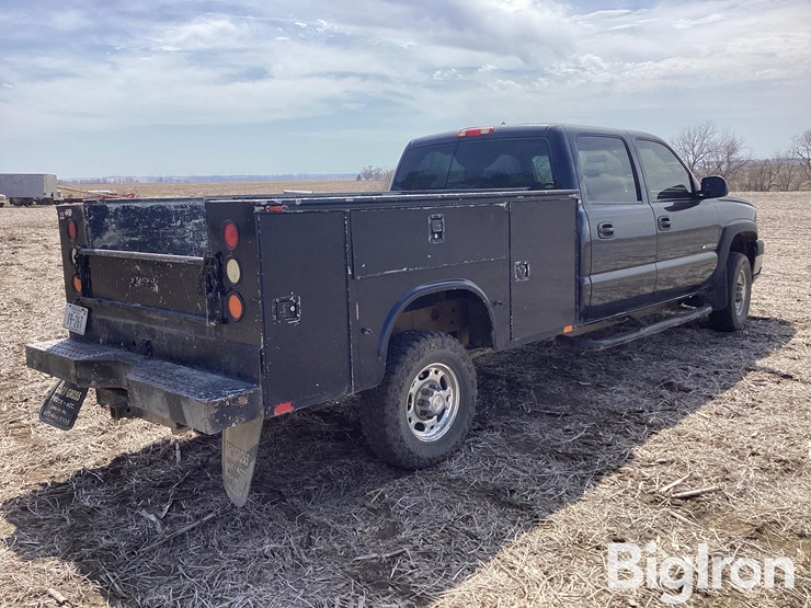 2005-chevrolet-silverado-2500-image-5