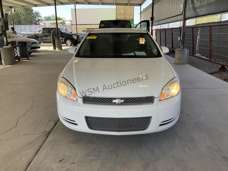 2015-chevrolet-impala-sdn-image-3