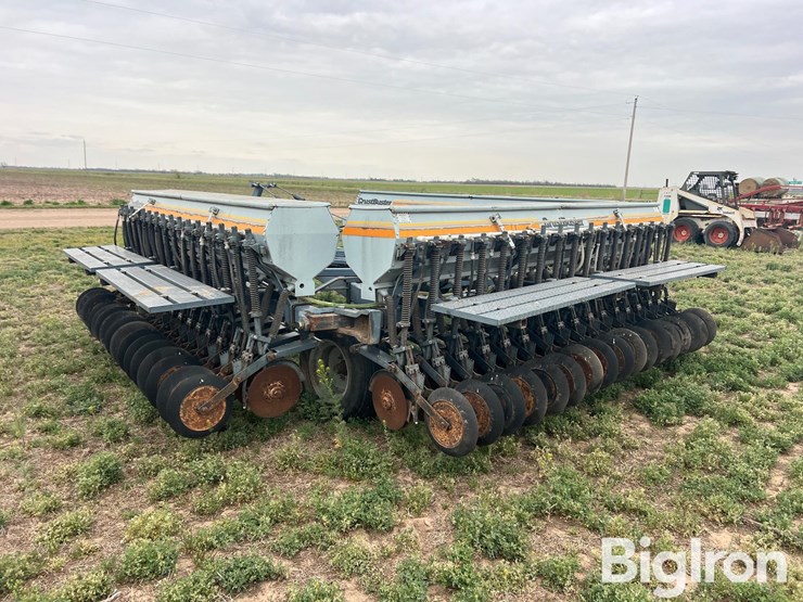 crustbuster-dd49x8-grain-drill-image-7