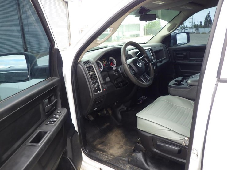 2014-dodge-1500-image-5