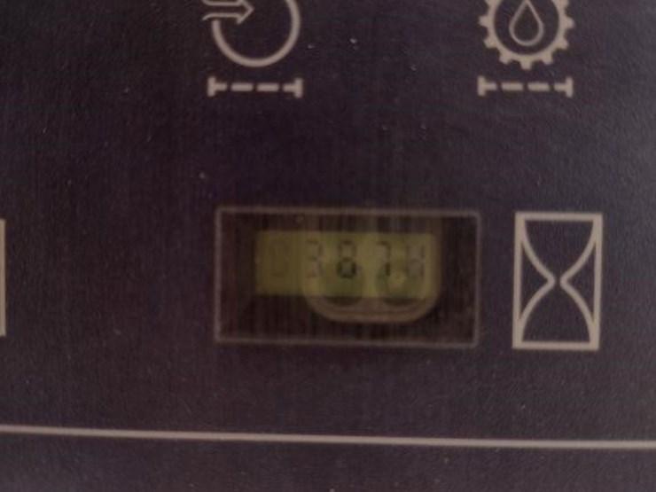 2001-case-60-xt-image-6