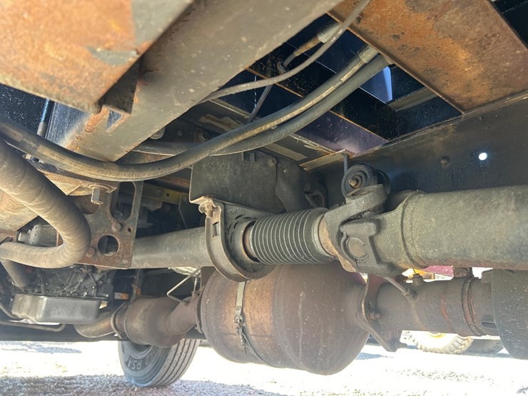 2013-international-durastar-4300-image-43