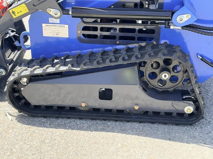 2026-zjg-zj-380-skid-steer-loader-image-8