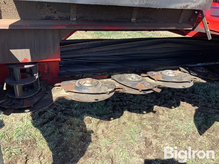 2023-massey-ferguson-1393-image-13