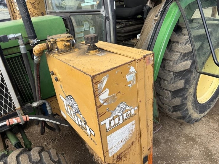 2001-john-deere-6410-image-51