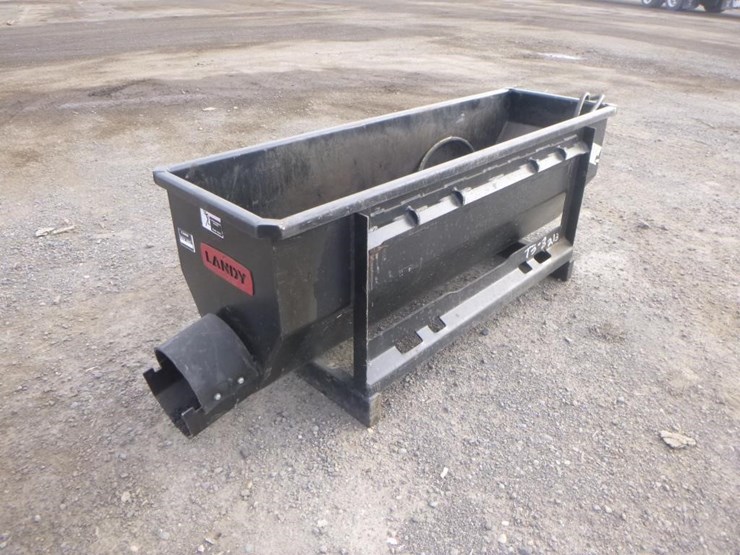 landy-66"-skid-steer-asphalt-spreader-image-2