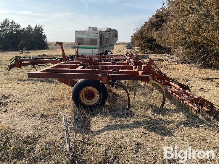 sunflower-fc-24-chisel-plow-w/harrow-image-8