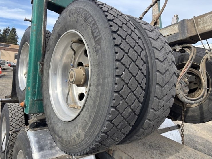 2019-kenworth-t880-image-45