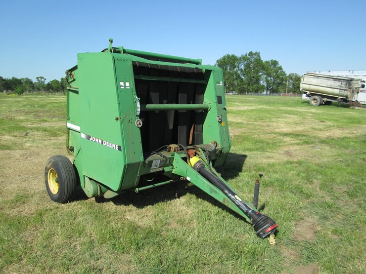 john-deere-375-image-2