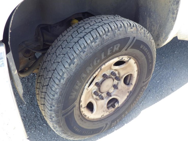 2007-chevrolet-2500hd-image-13