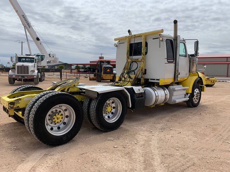 2012-western-star-4900-image-4