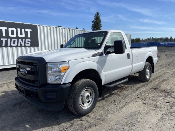 2015-ford-f250-xl-image-1