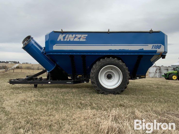 2015-kinze-1100-image-8