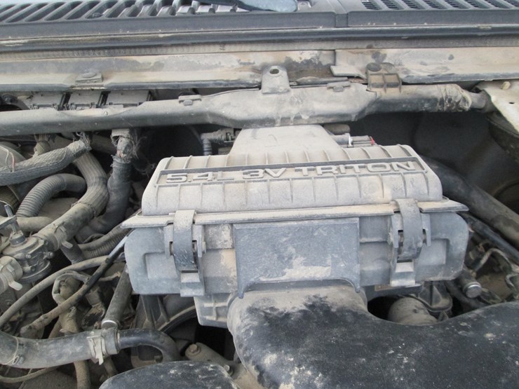 2005-ford-f350-image-25