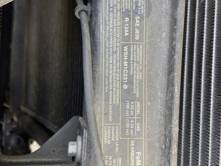 2015-ford-f250-xl-image-38