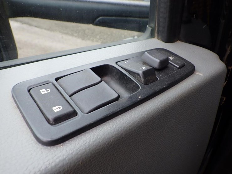 2017-kenworth-t800-image-64