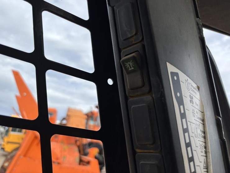 2010-case-410-image-25