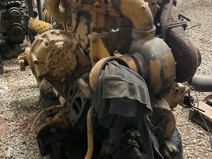 caterpillar-824-image-5