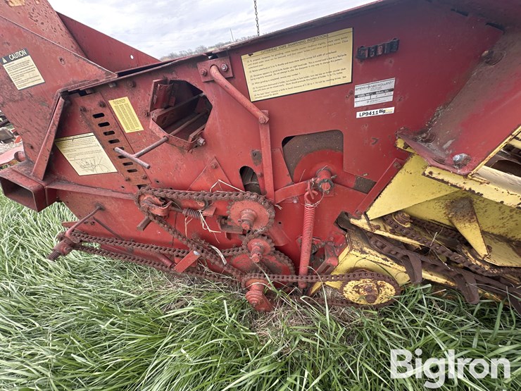 new-holland-707-image-13