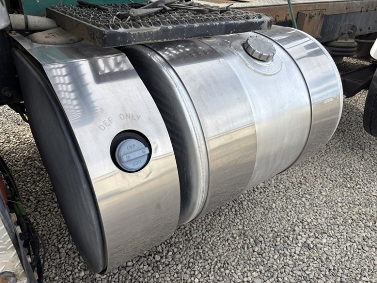 2019-kenworth-t880-image-21