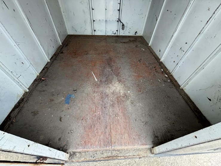 8'-s/a-enclosed-trailer-image-23