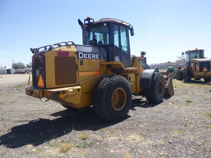 2005-deere-624j-image-4