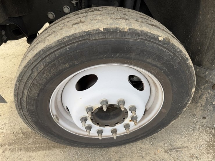 2021-ford-f550-xl-sd-image-16