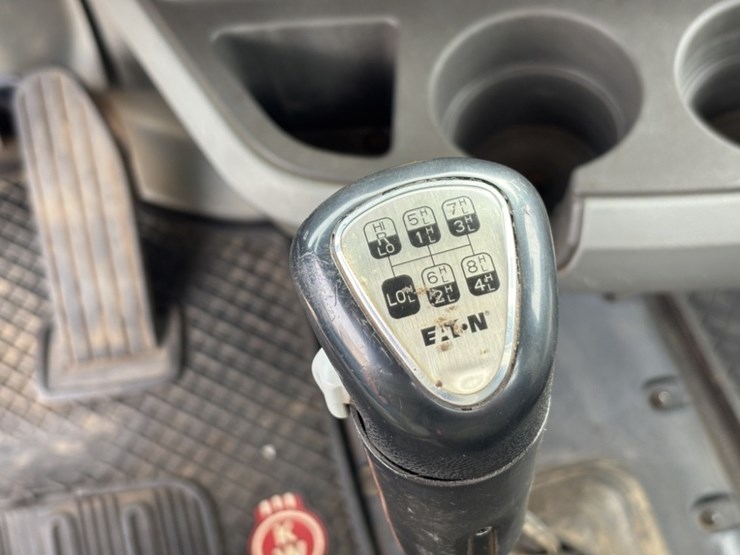 2019-kenworth-t880-image-36