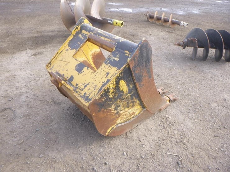 24"-excavator-bucket-w/teeth-image-3