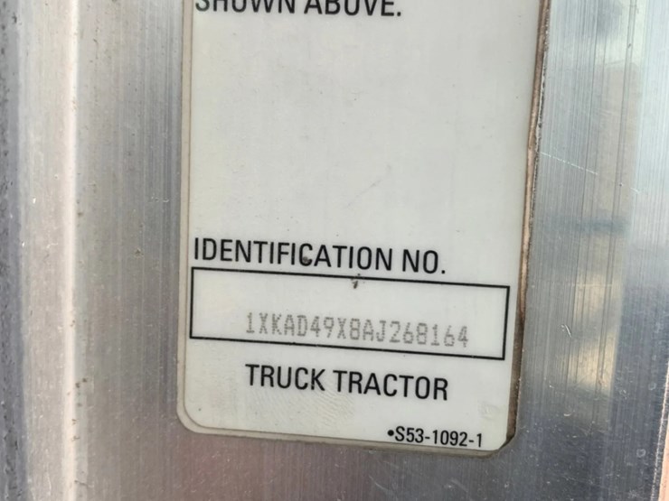 2010-kenworth-t660-image-14