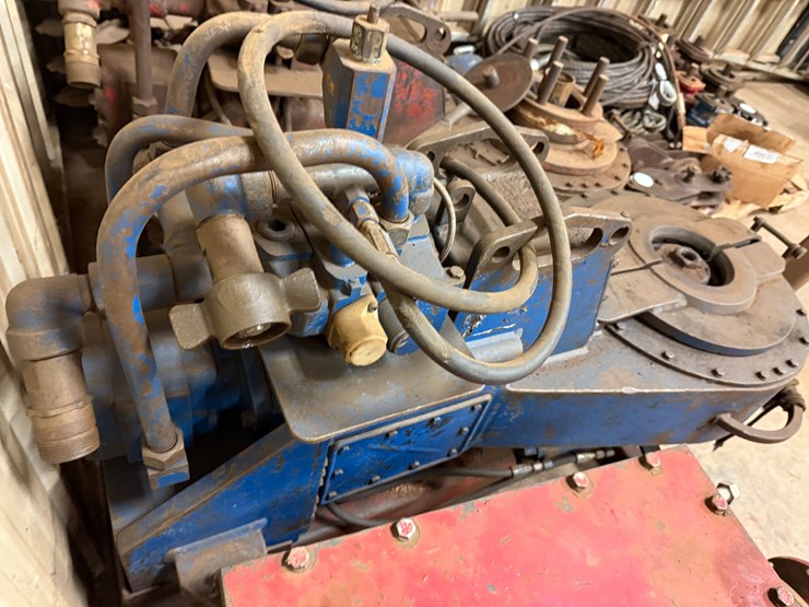 gill-model-500-hydraulic-power-tong-w/-air-back-up-&-transport-stand-image-6