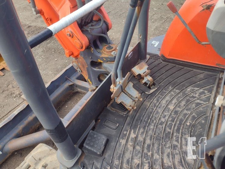 2006-kubota-kx161-3-image-10