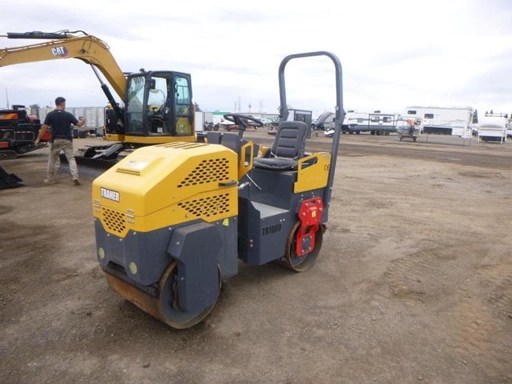 2024-sdlool-tr1000-tandem-vibratory-roller-image-1