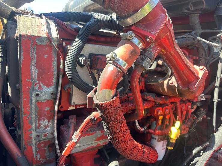 2004-massey-ferguson-8-image-45