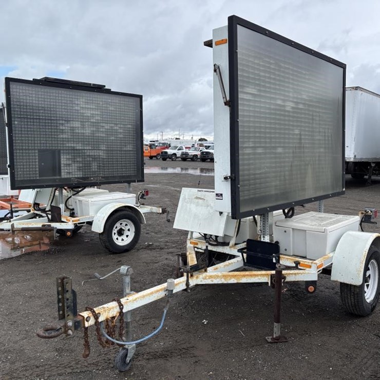 2006 Ver-Mac CMS-1584 Towable Message Board