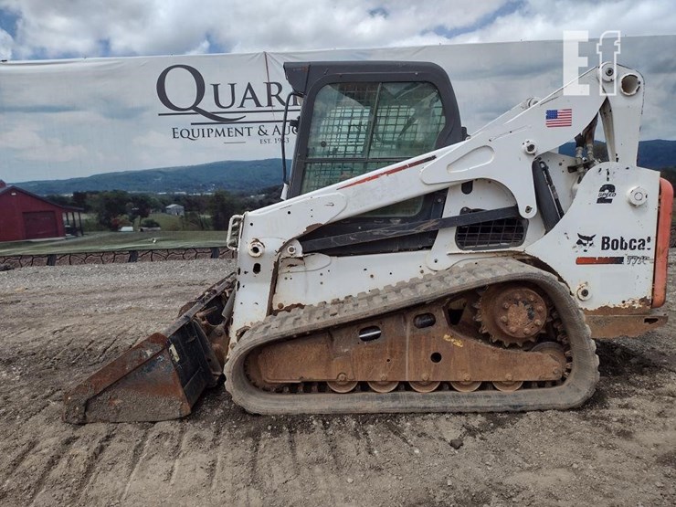 2013-bobcat-t770-image-1
