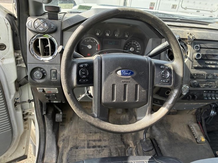 2012-ford-f450-image-16