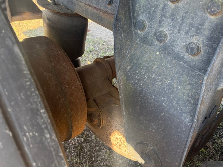 #1119-•-1990-international-navistar-paystar-5000-26'-flat-bed-truck-image-34