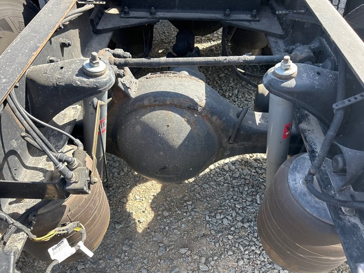 2018-kenworth-t680-image-30