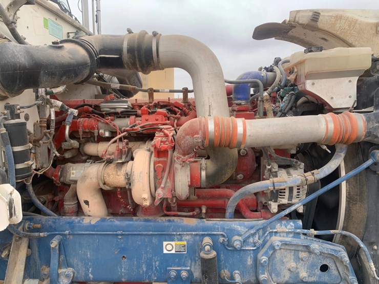 2013-peterbilt-367-image-11