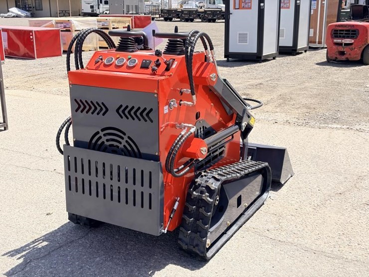 2026-zjg-zj-380-skid-steer-loader-image-3