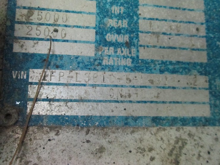 #46187-•-1990-featherlite-g1108-46'-s/a-aluminum-horse-trailer-1fpl38105la912062-image-37