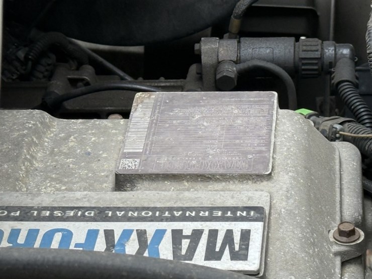 2012-international-7600-image-24