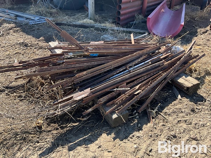 5'-6'-steel-posts-image-8