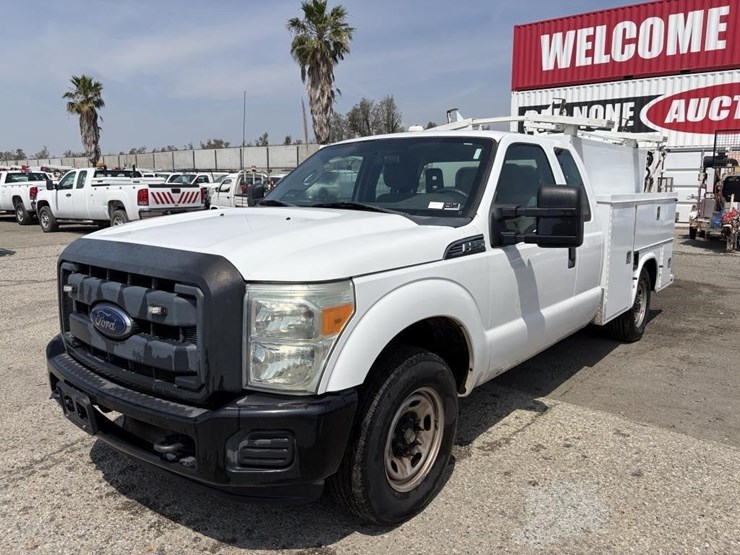 2015-ford-f250-image-1