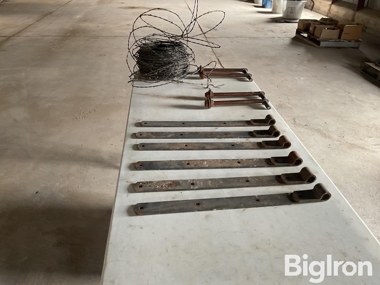 gate-hardware-image-4