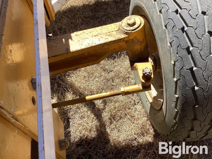 international-cub-lo-boy-image-18